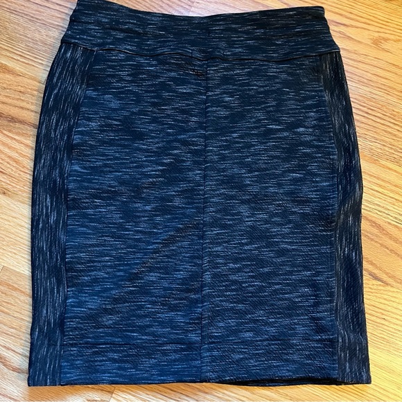 Prana gray drawstring waist skirt size small - Picture 2 of 5
